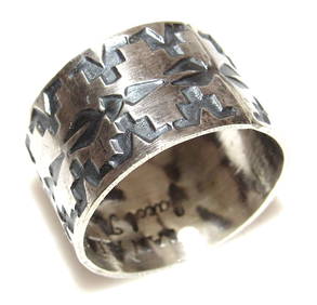 Phenomenal San Felipe 8 Turquoise Sterling Silver Scorpions Bracelet Phenomenal San Felipe 8 Turquoise Sterling Silver Scorpions Bracelet