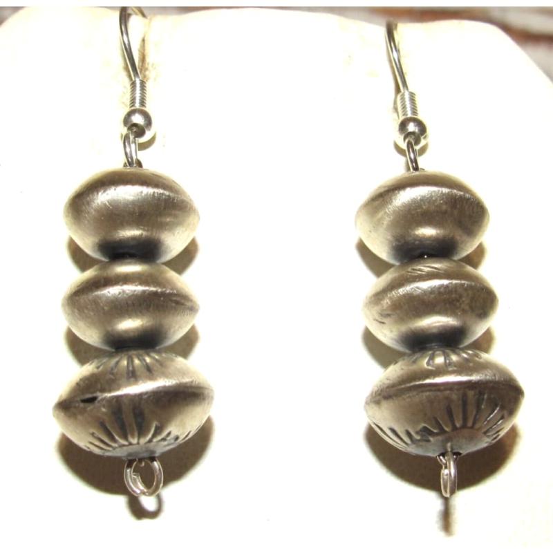 Navajo Pearls Earrings Sterling Silver Native American (1 of 4)