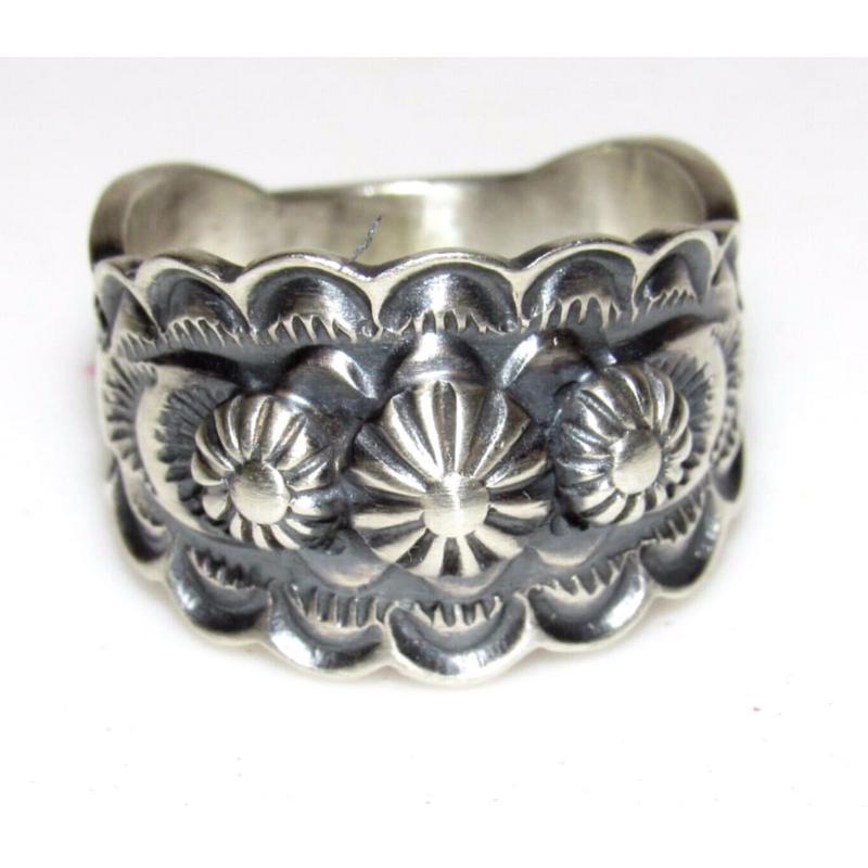 Navajo Band Ring Size 9 Sterling Silver Repousse Band Signed Bennie Ramone (1 of 6)
