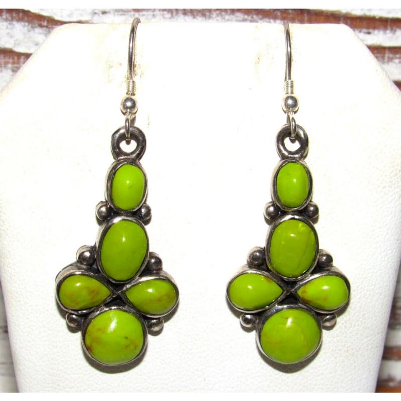 VTG Navajo Gaspeite Cluster Dangle Earrings Sterling Silver Native American (1 of 6)