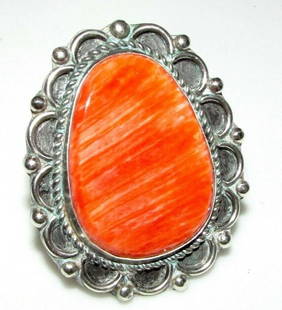 Huge Navajo Orange Spiny Ring Size 6 Sterling Silver D Brown Native American: For your consideration is this stunning Navajo sterling silver, and large oval orange spiny oyster ring size 6 by the collectible artist D. Brown. Size 6, signed and stamped "BB" on the inside. Measur