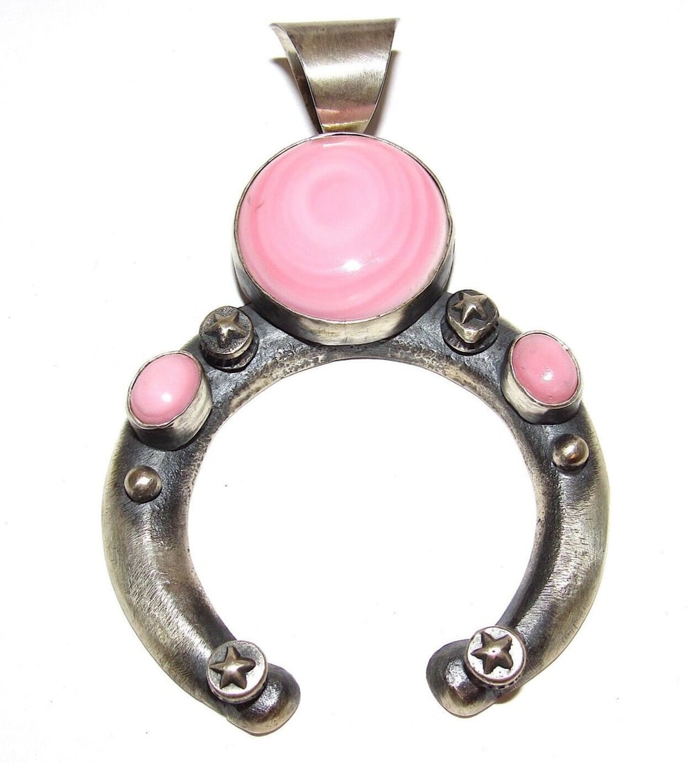 Massive Navajo Naja Pendant Pink Conch Shell Sand Cast Sterling Chimney Butte (1 of 4)