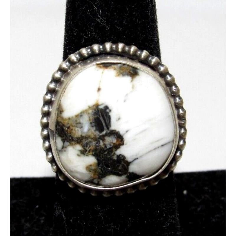 Navajo White Buffalo Ring Sz 6 Sterling Silver S. Skeets (1 of 7)