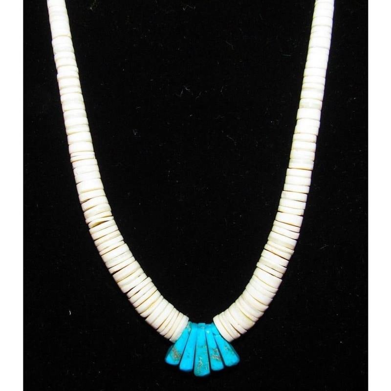 Santo Domingo Lupe Lovato Heishi Necklace White Shell Turquoise Jaclas (1 of 4)