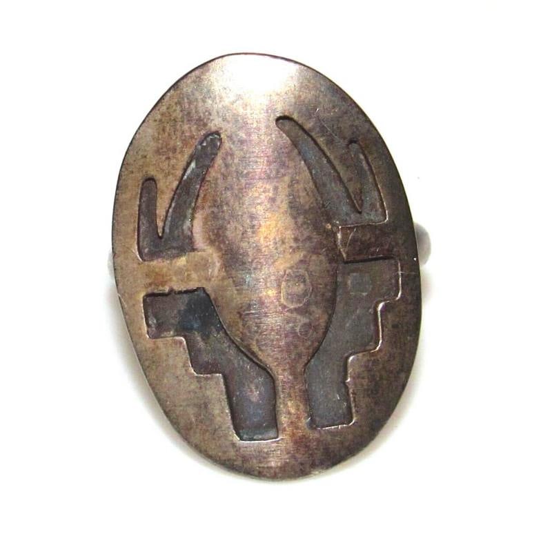 Old Pawn Navajo Ring Size 7.5 Sterling Silver Tribal Design (1 of 4)