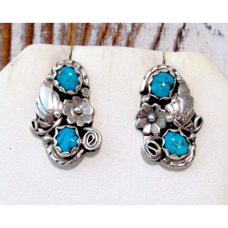 Navajo Kingman Turquoise Post Earrings Sterling Silver Native American Signed (1 of 1)