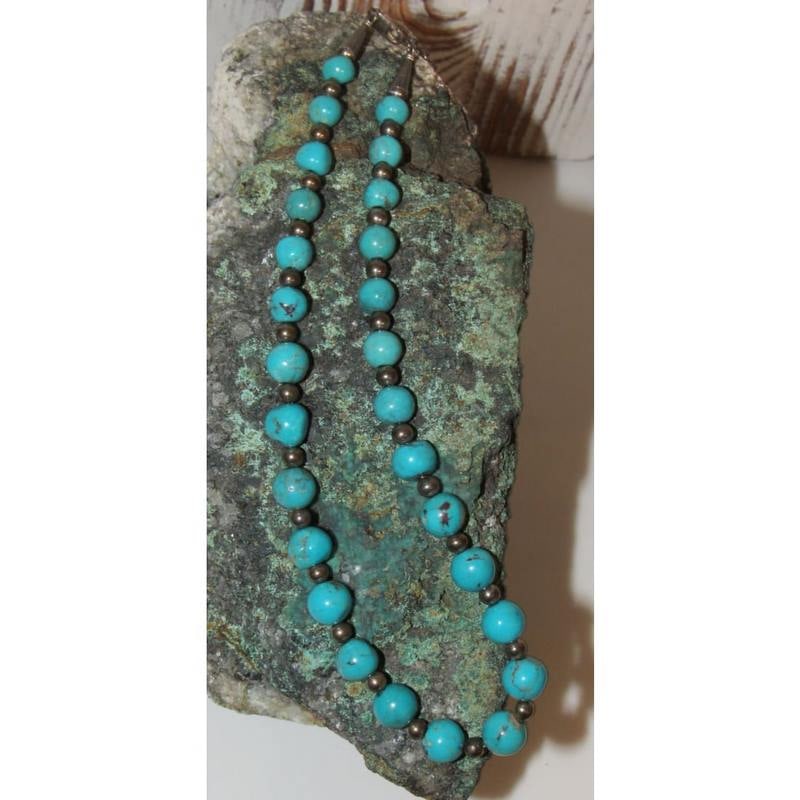 Relios Southwestern Turquoise Bead Heishi Choker Necklace (1 of 6)