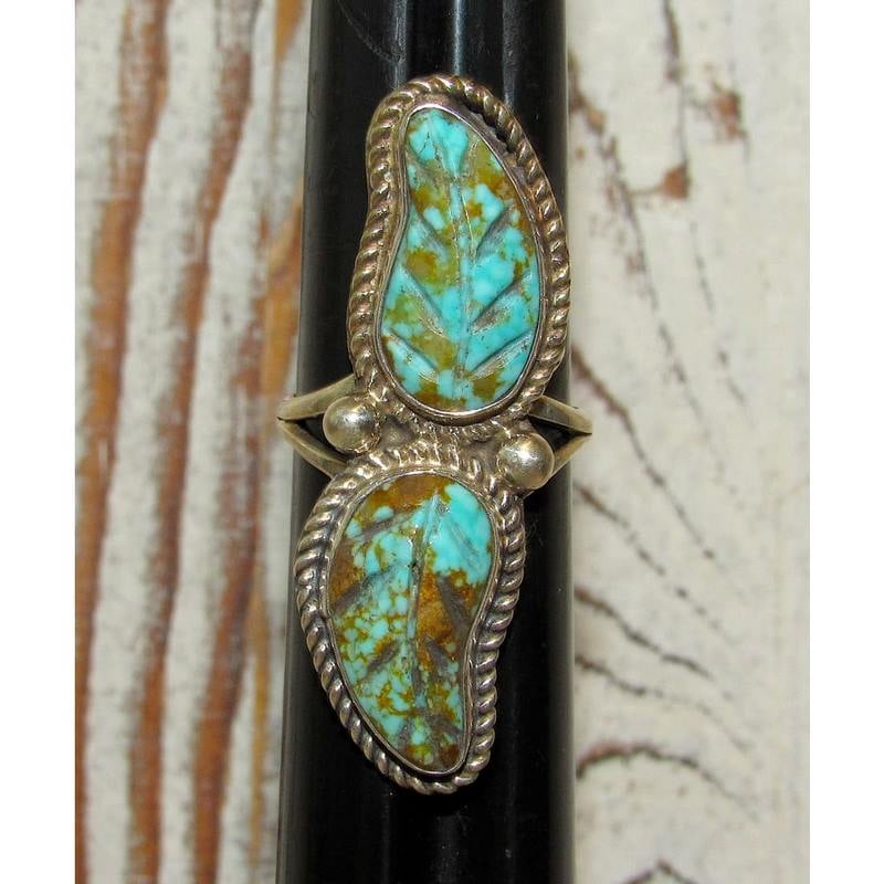 Zuni Carved Turquoise Leaf Ring Size 8 Sterling Silver Native American Signed (1 of 6)
