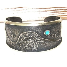 Navajo Monty Claw Tufa Cast Sterling Silver Hummingbird Cuff Bracelet Turquoise
