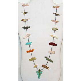 Vintage Zuni Hand Carved Fetish Heishi Native American Necklace