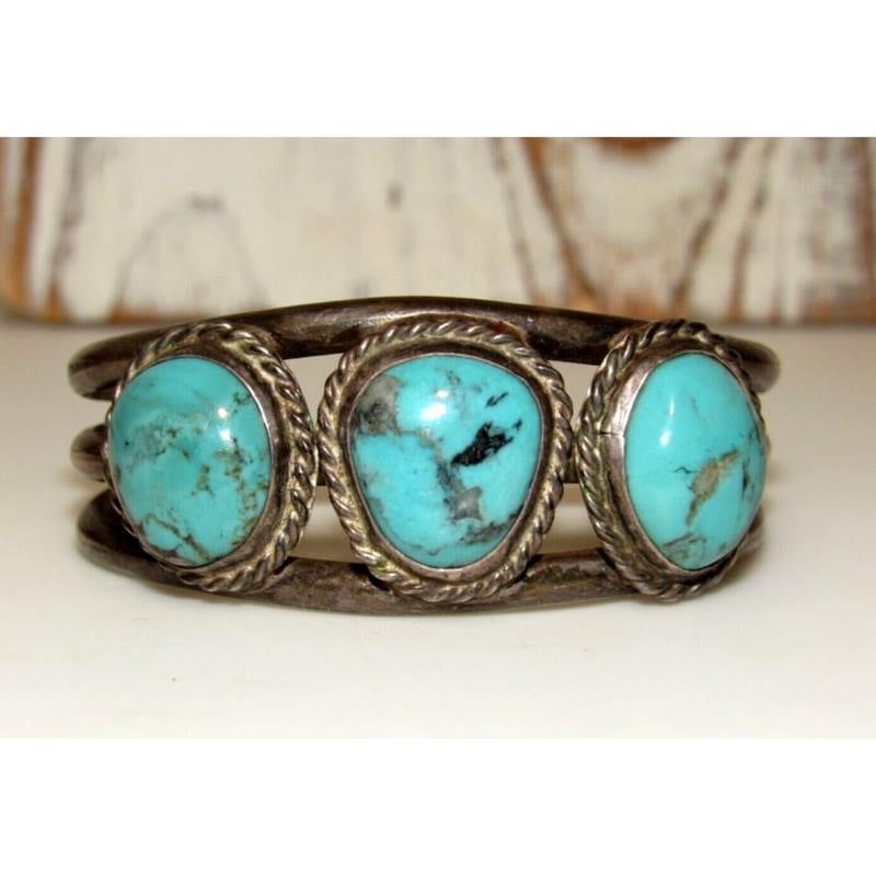 Old Pawn Navajo Turquoise Cuff Bracelet Sterling Silver Native American Vintage (1 of 6)