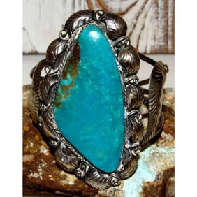 Old Pawn Massive Navajo Turquoise Bracelet Blossom Design Sterling Silver