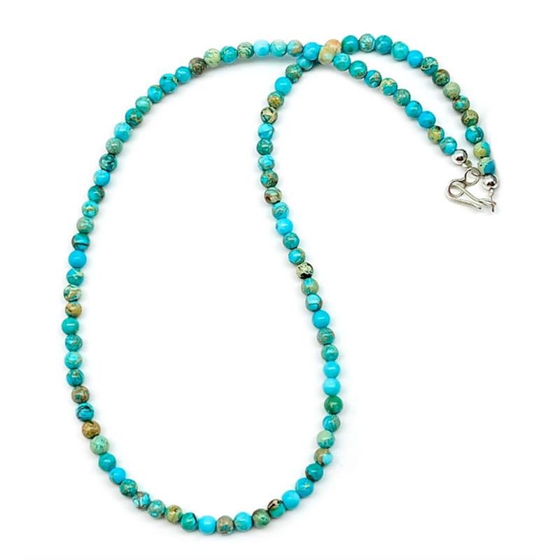 Navajo Rolled Turquoise Heishi Choker Necklace Native American 18L V. Johnson: Stunning Navajo Kingman turquoise small rondelle beads heishi choker necklace with sterling silver hook & eye closure by the Navajo artist V. Johnson. Hand cut, hand strung Kingman turquoise beads. Me