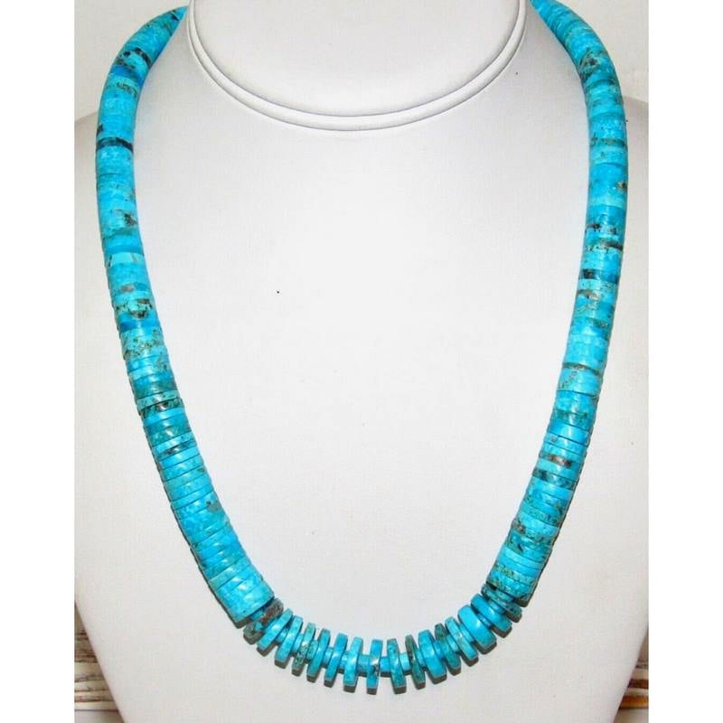 Santo Domingo Kingman Turquoise Heishi Necklace Lupe Lovato: Spectacular Santo Domingo sterling silver and hand cut, hand strung Kingman mine turquoise disc heishi necklace by the highly collectible, regarded Santo Domingo artist Lupe Lovato. This stunning heis