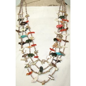 Vintage Zuni Hand Carved Fetish Heishi 5 Strand Native American Necklace