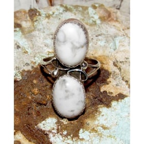 Navajo White Buffalo Ring Sz 7 Sterling Silver