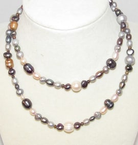 Vintgae Multicolored Pearl Infinity Necklace