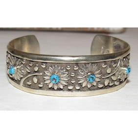 Navajo Turquoise Flower Cuff Bracelet Sterling Silver R. Martinez