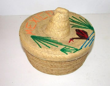 Vintage Mexican Straw Tortilla Warmer