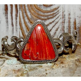 VTG Navajo Orange Spiny Oyster Cuff Bracelet Sterling Sand Cast Adjustable