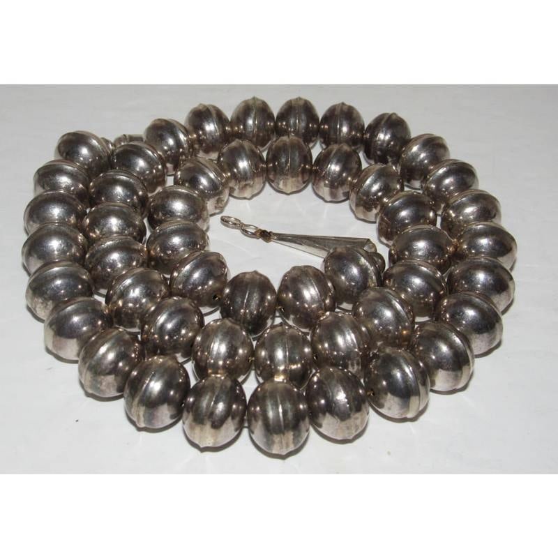 Early Navajo Pearls Necklace Hand Made Beads Sterling Silver 100g (1 of 6)