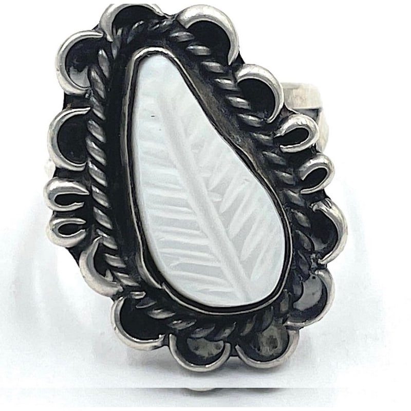 Zuni Carved Mother of Pearl Leaf Ring Size 7 Sterling Jack Weekoty (1 of 3)