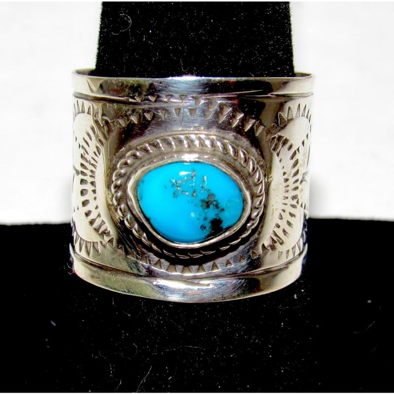 Navajo Turquoise Band Ingot Ring Size 8.5 Sterling Silver Native American: Navajo Turquoise Band Ingot Ring Size 8.5 Sterling Silver Native American. For your consideration is this wonderful Navajo sterling silver and Kingman mine turquoise ring in size 8.5. Hand stamped, tr