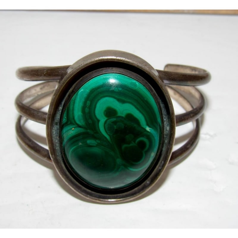 Vintage Navajo Malachite Statement Cuff Bracelet Sterling Silver (1 of 6)