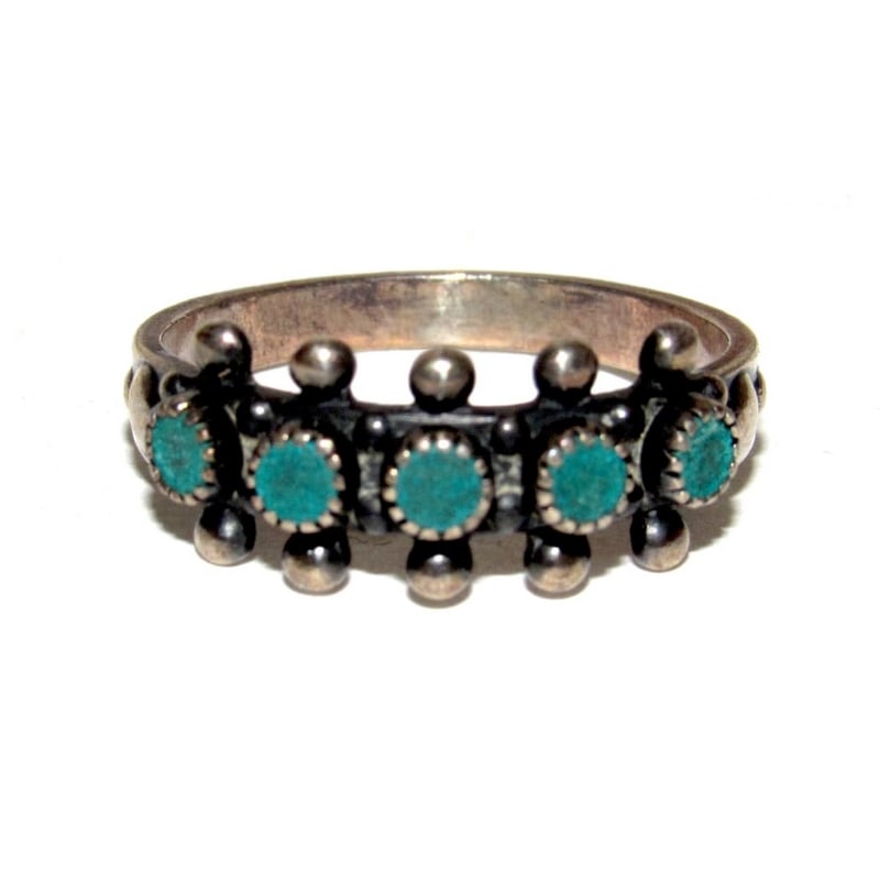 Vintage Zuni Snake Eye Turquoise Cluster Ring Size 7.5 Sterling Silver: Vintage Zuni Snake Eye Turquoise Cluster Ring Size 7.5 Sterling Silver. For your consideration is this stunning Zuni sterling silver and snake eye turquoise cluster ring in size 7.5. Traditional Zuni