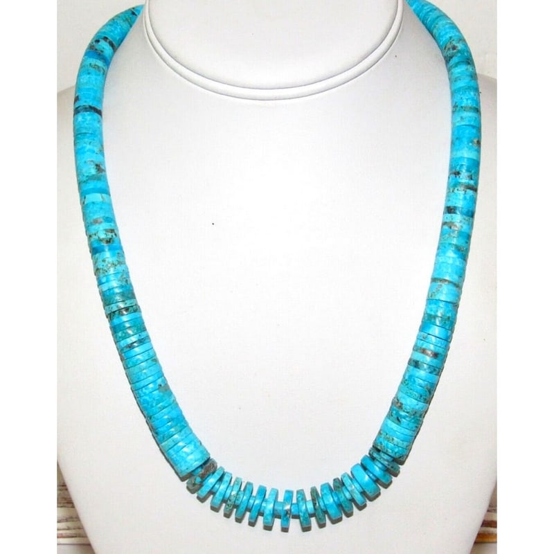 Santo Domingo Kingman Turquoise Heishi Necklace Lupe Lovato: Spectacular Santo Domingo sterling silver and hand cut, hand strung Kingman mine turquoise disc heishi necklace by the highly collectible, regarded Santo Domingo artist Lupe Lovato. This stunning heis