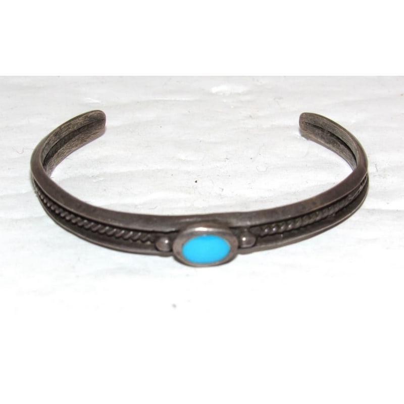 Old Pawn Navajo Stacker Cuff Bracelet Sterling Silver Turquoise Native American: Old Pawn Navajo Stacker Cuff Bracelet Sterling Silver Turquoise Native American. The piece is unmarked as most vintage Native American jewelry pieces, and has been tested for silver content. The cuff