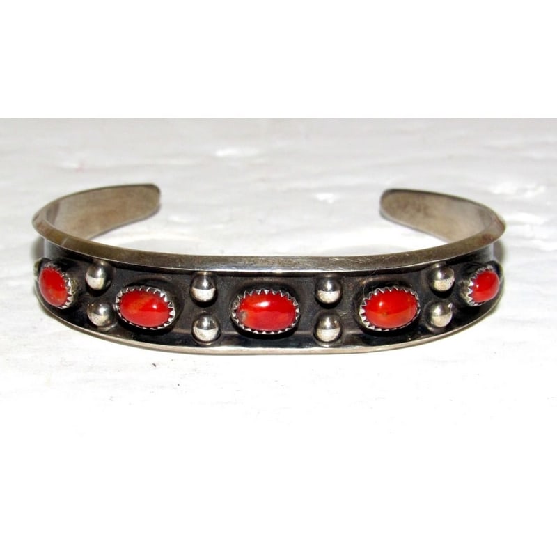 Navajo Mediterranean Coral Stacker Cuff Bracelet Sterling Silver P. Largo: Stunning sterling silver and gorgeous natural Mediterranean coral Native American Navajo stacker cuff bracelet by the Navajo artist P. Largo.Traditional hand etched design, accented with a gorgeous, M