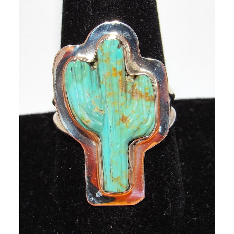 Navajo Turquoise Cactus Ring Size 8 Sterling Silver Native American Signed: For your consideration is this wonderful Native American Navajo sterling silver and carved saguaro turquoise cactus ring size 8. This fabulous ring features a hand etched, hand carved turquoise cactus