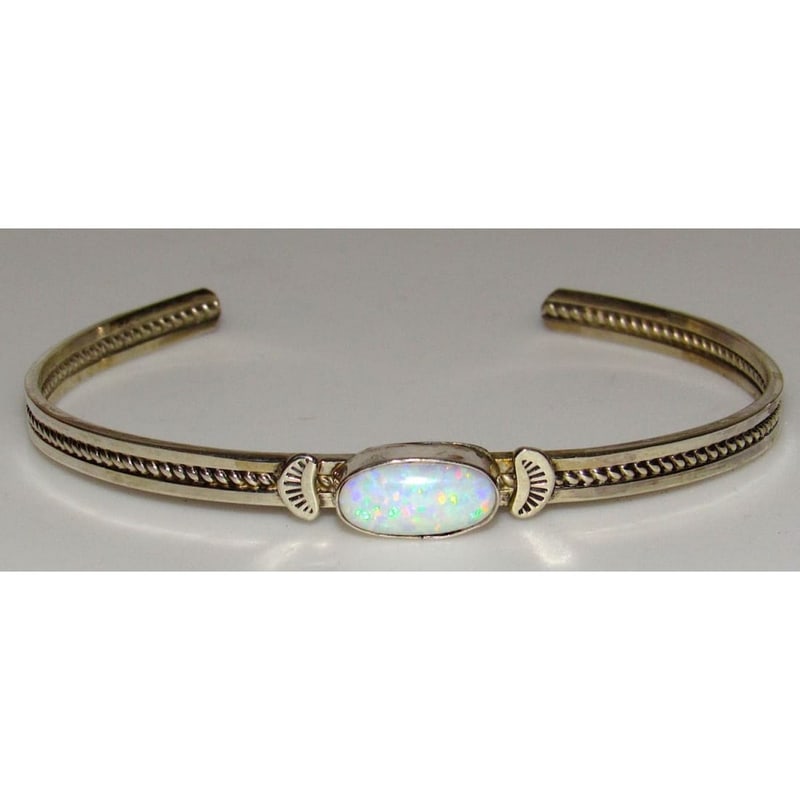 Navajo Opal Bracelet Stacker Sterling Silver Cuff Native American Signed: For your consideration is this fab vintage Navajo sterling silver and opal stacker cuff bracelet. The cuff features a traditional, elegant design in sterling silver accented with a beautiful opal cabo