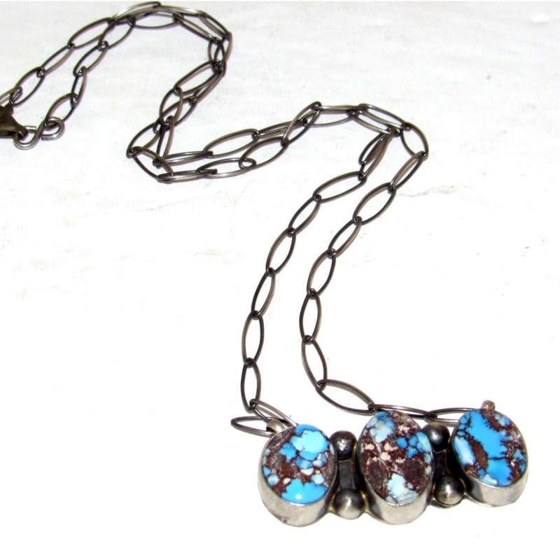 Navajo Golden Hills Turquoise Cluster Bar Necklace Sterling Silver S Skeets: Navajo Golden Hills Turquoise Cluster Bar Necklace Sterling Silver S Skeets. For your consideration is this stunning Navajo sterling silver and phenomenal Golden Hills turquoise in desirable lavender 