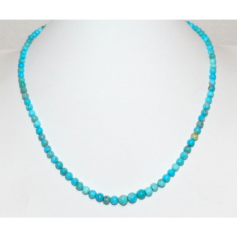 Navajo Blue Royston Turquoise Heishi Bead Necklace: Navajo Blue Royston Turquoise Heishi Graduated Bead Necklace. Stunning color, gorgeous necklace. The beads vary in size and the necklace is about 18" long. Turquoise stones vary from piece to piece. S