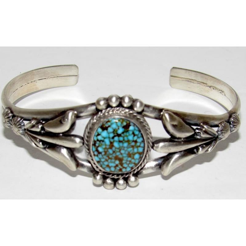 Navajo Number 8 Turquoise Stacker Cuff Sterling Hand Etched Bracelet B. Platero: Navajo Number 8 Turquoise Stacker Cuff Sterling Hand Etched Bracelet B. Platero. Fab sterling silver and gorgeous Number 8 mine turquoise Native American Navajo stacker cuff bracelet. Wonderful crafts