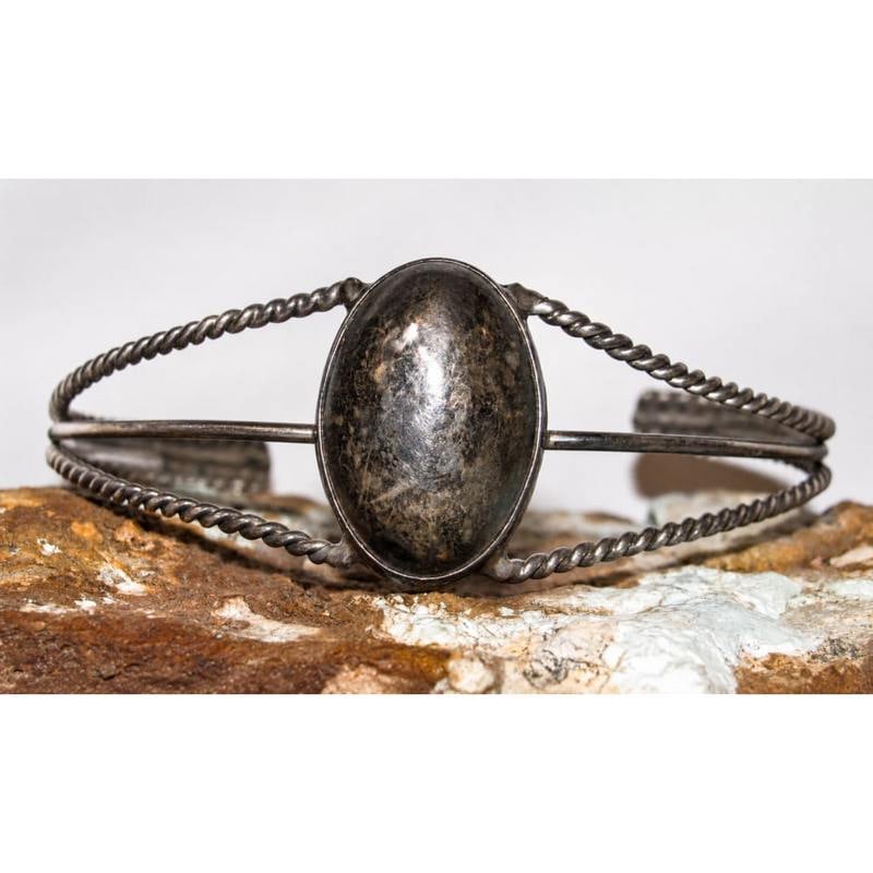 Vintage Taxco Mexico Hematite Cuff Bracelet 925 Silver (1 of 8)