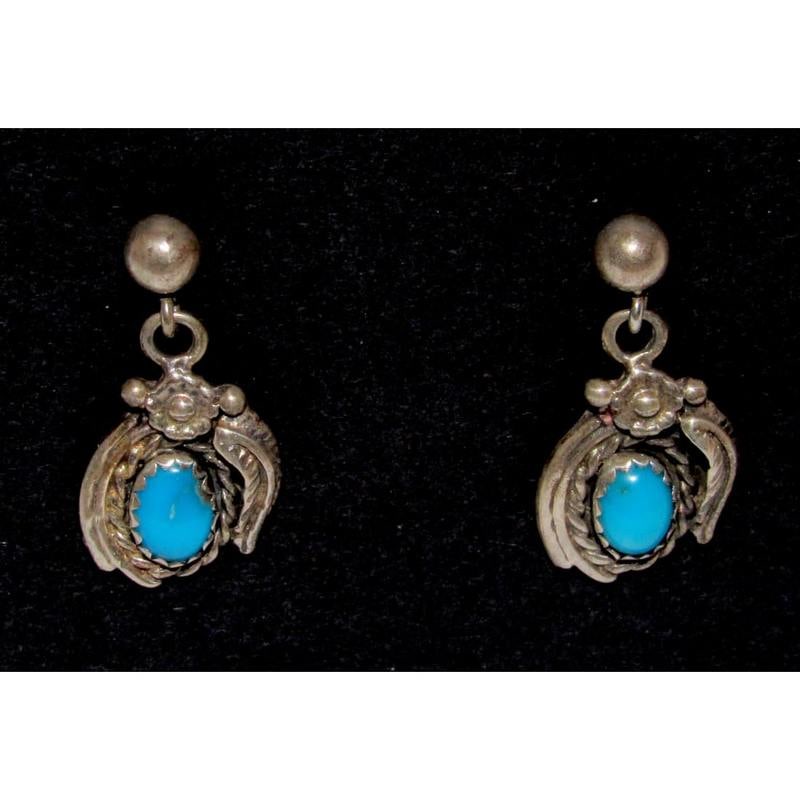 Vintage Navajo Dainty Turquoise Dangle Earrings Sterling Silver Native American (1 of 3)