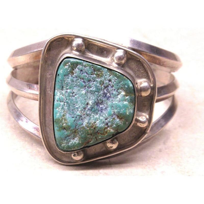 Vintage Navajo Turquoise Cuff Bracelet Sterling Silver Native American (1 of 5)