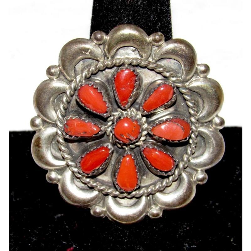 Vintage Navajo Coral Cluster Ring Sterling Silver Signed Size 8: Vintage Navajo Coral Cluster Ring Sterling Silver Signed Size 8. For your consideration is this spectacular Native American Navajo sterling silver and coral cluster statement ring size 8 signed by the