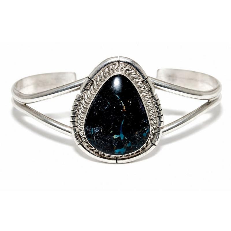 Navajo Blue Moon Turquoise Cuff Bracelet Sterling Silver D. Skeets: Navajo Blue Moon Turquoise Cuff Bracelet Sterling Silver D. Skeets. The bracelet features a stunning and highly desirable Blue Moon turquoise cabochon delicately set in sterling silver, creating a mes