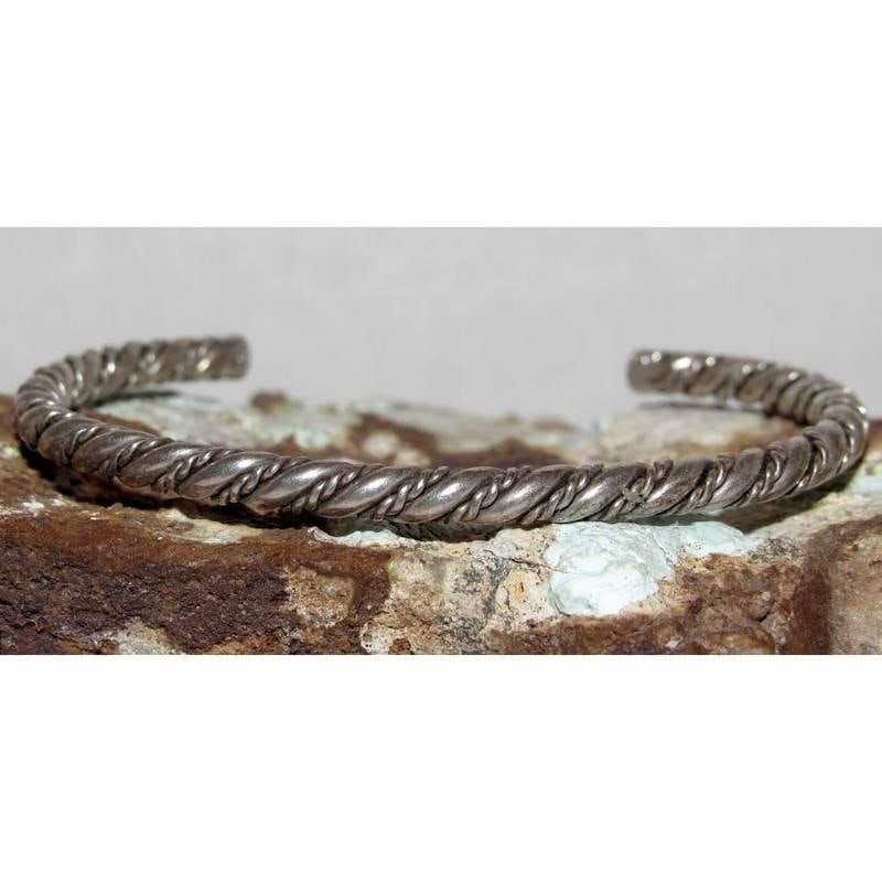 Vintage Navajo Sterling Silver Cuff Bracelet Twisted Rope Design Cuff (1 of 5)