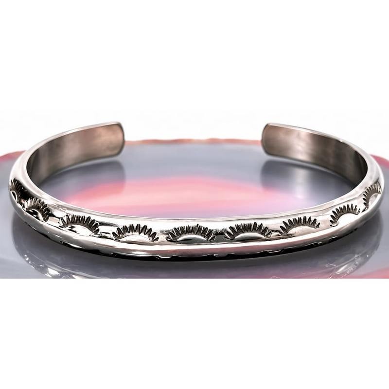 Vintage Navajo Carinated Stacker Cuff Bracelet Ingot Sterling Silver (1 of 5)
