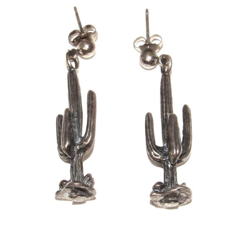 Vintage Southwestern Silver Saguaro Cactus Dangle Earrings (1 of 4)