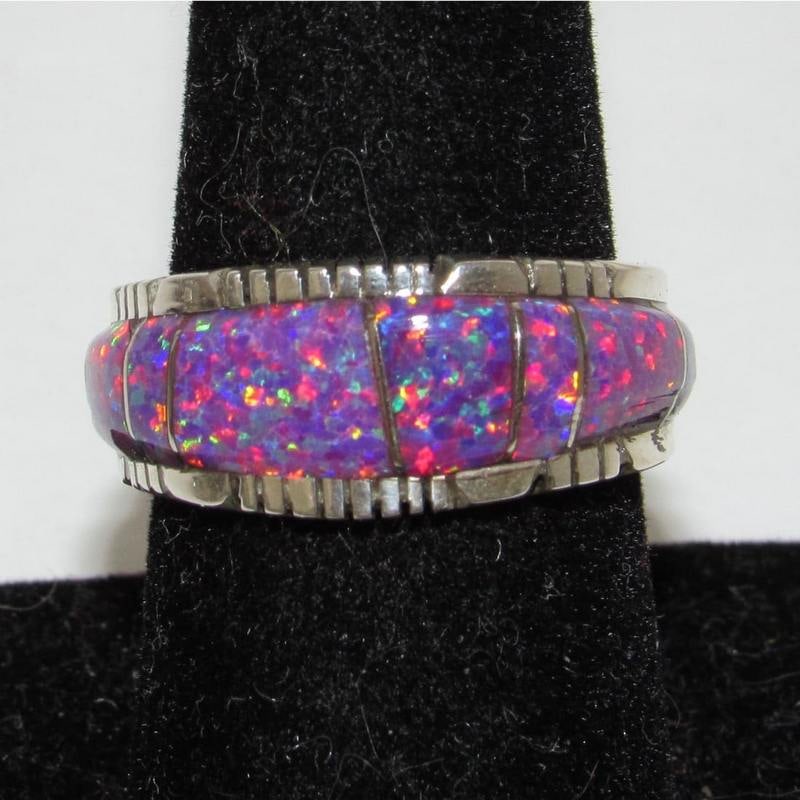 Navajo Pink Opal Inlay Ring Sz 8 Sterling Silver Steve Francisco Native American: Elevate your jewelry collection with the Navajo Sterling Silver and Opal Inlay Ring, a stunning creation by the Navajo artisan Edison Yazzie. This exquisite ring showcases the artistry of intricate op