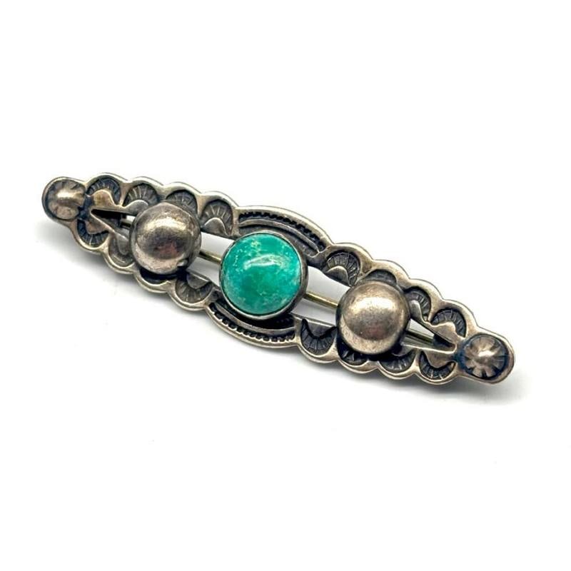 Fred Harvey Era Brooch Pin Navajo Sterling Silver Turquoise Old Pawn: Fred Harvey Era Brooch Pin Navajo Sterling Silver Turquoise Old Pawn. For your consideration is this phenomenal, rare example of vintage, collectible Native American Art. This fine, vintage, Fred Harv