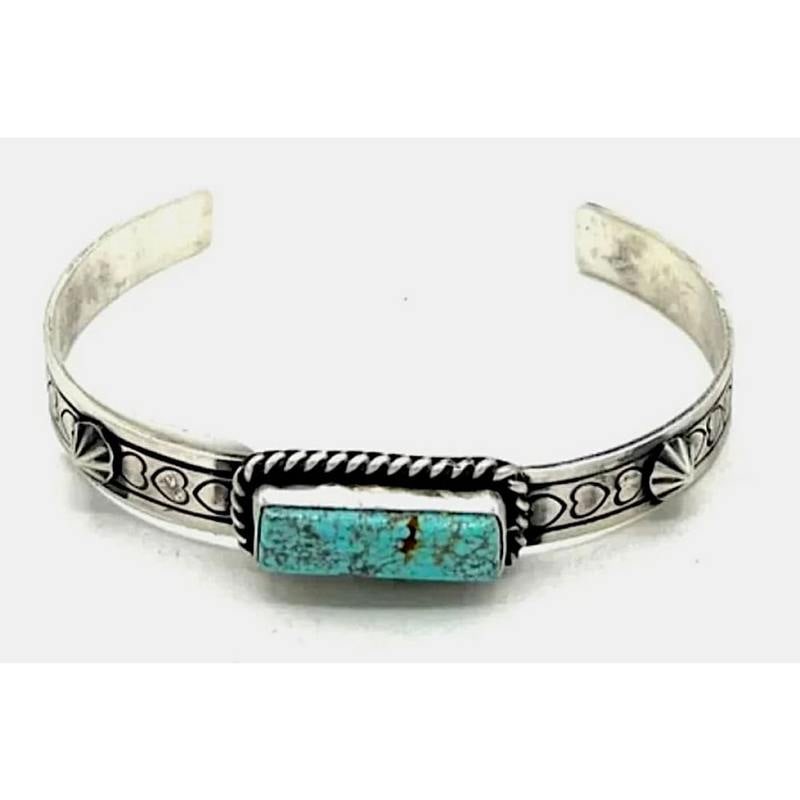 Navajo Number 8 Turquoise Stacker Cuff Sterling Hand Etched Bracelet Signed: Navajo Number 8 Turquoise Stacker Cuff Sterling Hand Etched Bracelet Signed. Fab sterling silver and gorgeous, rectangular Number 8 mine turquoise Native American Navajo stacker cuff bracelet. Wonderf