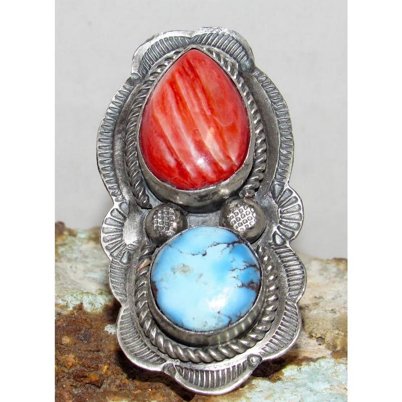 Navajo Golden Hills Turquoise Spiny Statement Adjustable Ring Sz 7.5 Boyd Ashley: Navajo Golden Hills Turquoise Spiny Statement Adjustable Ring Sz 7.5 Boyd Ashley. For your consideration is this spectacular statement Native American Navajo sterling silver, gorgeous Golden Hills tur