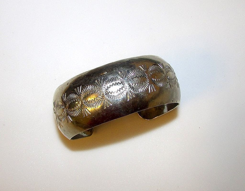 Navajo Sterling Silver Cuff Bracelet by Kirk Smith: For your consideration is this outstanding vintage sterling silver thick Navajo cuff bracelet by a talented, and highly collectible artist Kirk Smith. This fabulous cuff features a hand crafted tradit